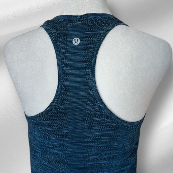 Lululemon Swiftly Tech Racerback 2.0 - Picture 6 of 13